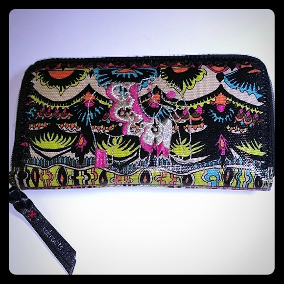 sakroots artist circle large wallet